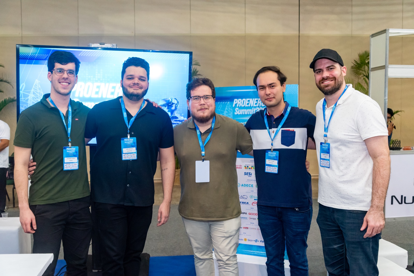 Equipe em hackathon de participação