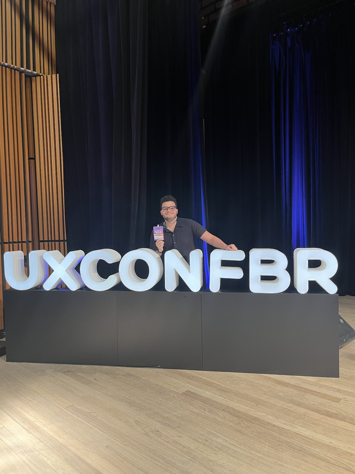 Registro de João Mateus no espaço da UXConf BR 2025